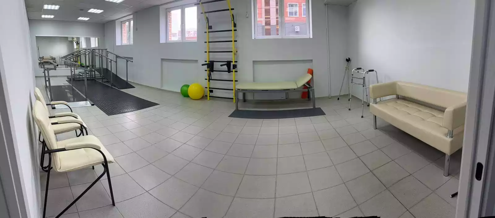 Оборудования для реабилитации в центре протезирования и реабилитации